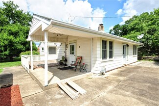 126 Hillview Rd, Clairton, PA 15025
