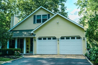 103 Valley Forge Rd, Milford, PA 18337