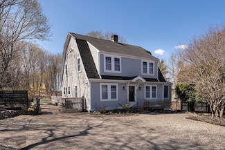 352 Concord Ave, Lexington, MA 02421