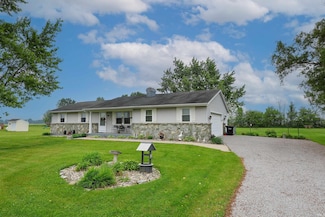 26126 Foote Rd, Harlan, IN 46743
