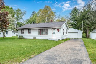 490 Streamside Dr, Galesburg, MI 49053