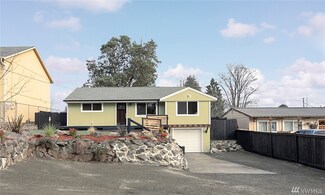 9438 6th Ave SW, Seattle, WA 98106