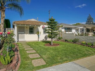 2715 W Chandler Blvd, Burbank, CA 91505