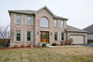2631 Partlow Dr, Naperville, IL 60564