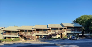 1604 Stoney Ridge Ct, Marble Falls, TX 78654