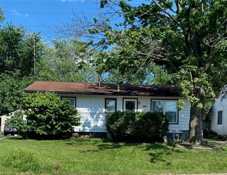 1816 Irene Ave NE, Warren, OH 44483