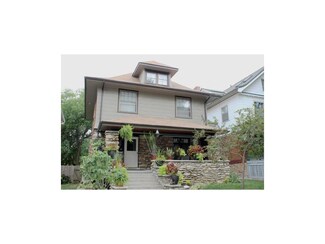 3211 Central St, Kansas City, MO 64111