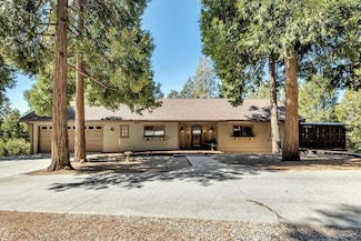 52070 Acorn Ln, Idyllwild, CA 92549