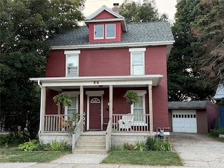 84 Clay St, North East, PA 16428