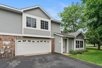 2 Oak Rd Unit D, Lino Lakes, MN 55014