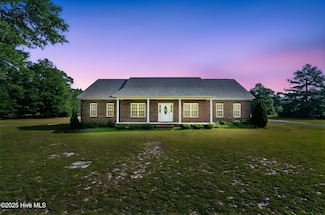527 Live Oak Methodist Church Rd, White Oak, NC 28399
