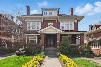 5818 Aylesboro Ave, Pittsburgh, PA 15217