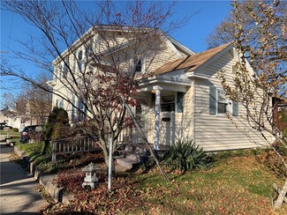 26 Mcgirr St, Cumberland, RI 02864