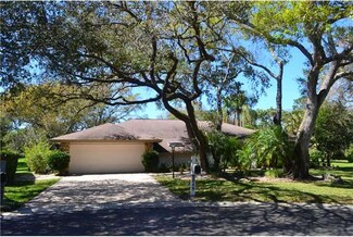 5049 Willow Leaf Way, Sarasota, FL 34241