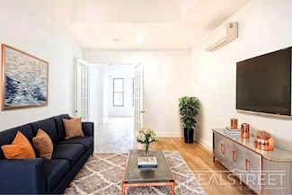 847 Knickerbocker Ave Unit 3L, Brooklyn, NY 11237