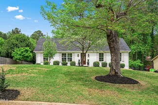 5712 Wintergreen Dr, Raleigh, NC 27609