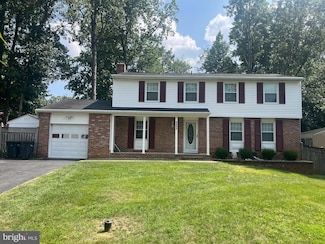 9001 Fox Lair Dr, Burke, VA 22015