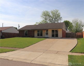 175 Bradley Dr, Germantown, OH 45327