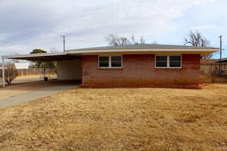 301 Potomac Rd, Foss, OK 73647