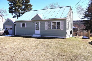 123 Hanover St, White River Junction, VT 05001