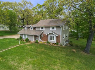 2902 Paula Dr, West Plains, MO 65775