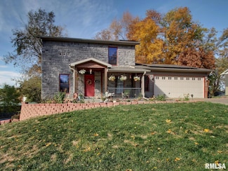 911 Ridgewood Dr, Quincy, IL 62301