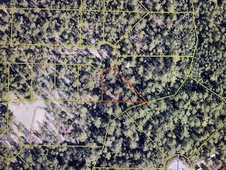 Lot 25 E Honeysuckle St, Defuniak Springs, FL 32433