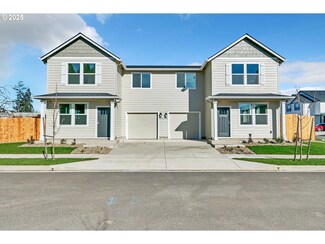 4356 Kalmia St, Springfield, OR 97478