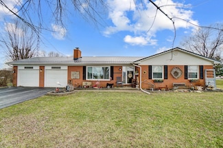 1849 Old Springfield Rd, New Holland, OH 43145