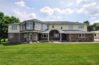 1058 Greenlick Rd, Mount Pleasant, PA 15666