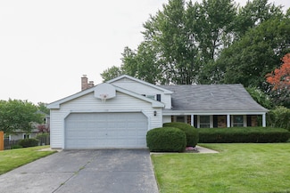 1329 Stonegate Rd, Naperville, IL 60540