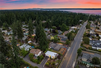 8716 Main St, Edmonds, WA 98026