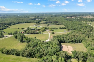 6685 Lynchburg Rd, Winchester, TN 37398