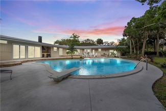 1001 S 11th St, Fort Pierce, FL 34950