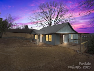 101 N Oak St, Brevard, NC 28712
