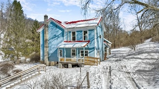 1335 Bristoria Rd, Holbrook, PA 15341