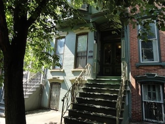 330 Hudson Ave, Albany, NY 12210