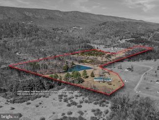 108 Fleeces Den Ln, Berkeley Springs, WV 25411