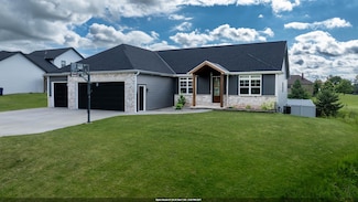 1871 Dallas Ln, de Pere, WI 54115