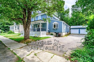 26 Roles St, Springvale, ME 04083