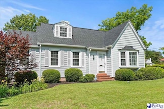 100 Mckellar St, Bennettsville, SC 29512