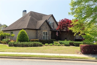 2296 Columbia Dr, Auburn, AL 36830