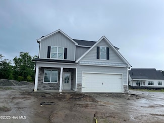 1034 Seven Iron Dr, Ayden, NC 28513