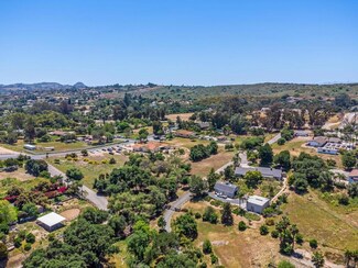 2515 Olive Hill Ln, Fallbrook, CA 92028