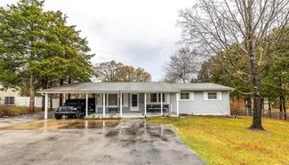 11211 Woodale Dr, Rolla, MO 65401