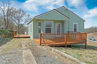 209 E Broyles St, Greeneville, TN 37745