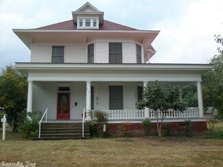 515 N Oak St, Fordyce, AR 71742