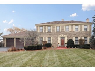1612 Picardy Ct, Long Grove, IL 60047
