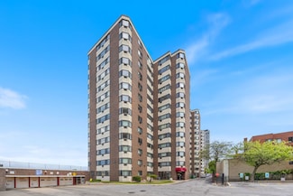 7337 S South Shore Dr Unit 1227, Chicago, IL 60649