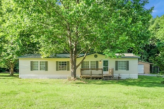 531 Vandross Rd, Moncks Corner, SC 29461